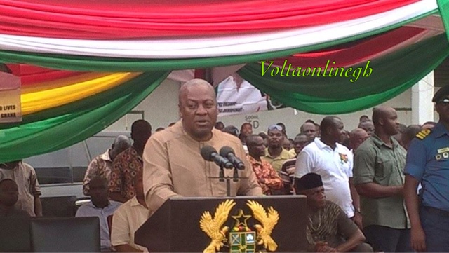 Mahama touts achievements on his ‘Accounting to the People’ tour