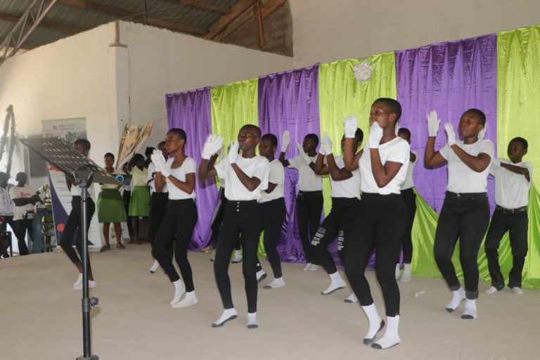 NNEKA Youth Foundation fetes over 800 Children At Carols Service