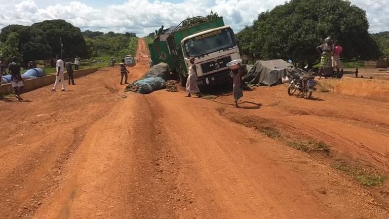 Damanko Farmers Demand Better Roads