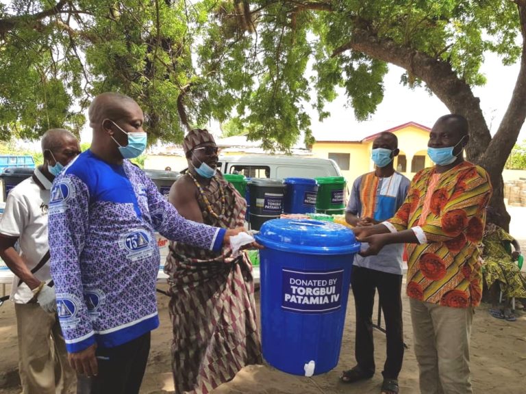 #COVID19: Torgbui Patamia of Srogboe Donates Items In Support of Coronavirus Fight