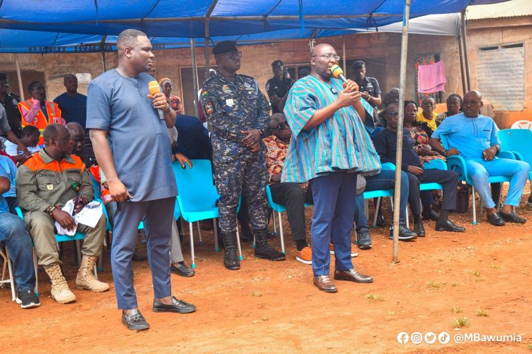 VEEP Supports Akosombo Dam Spillage Victims with Cash, Others